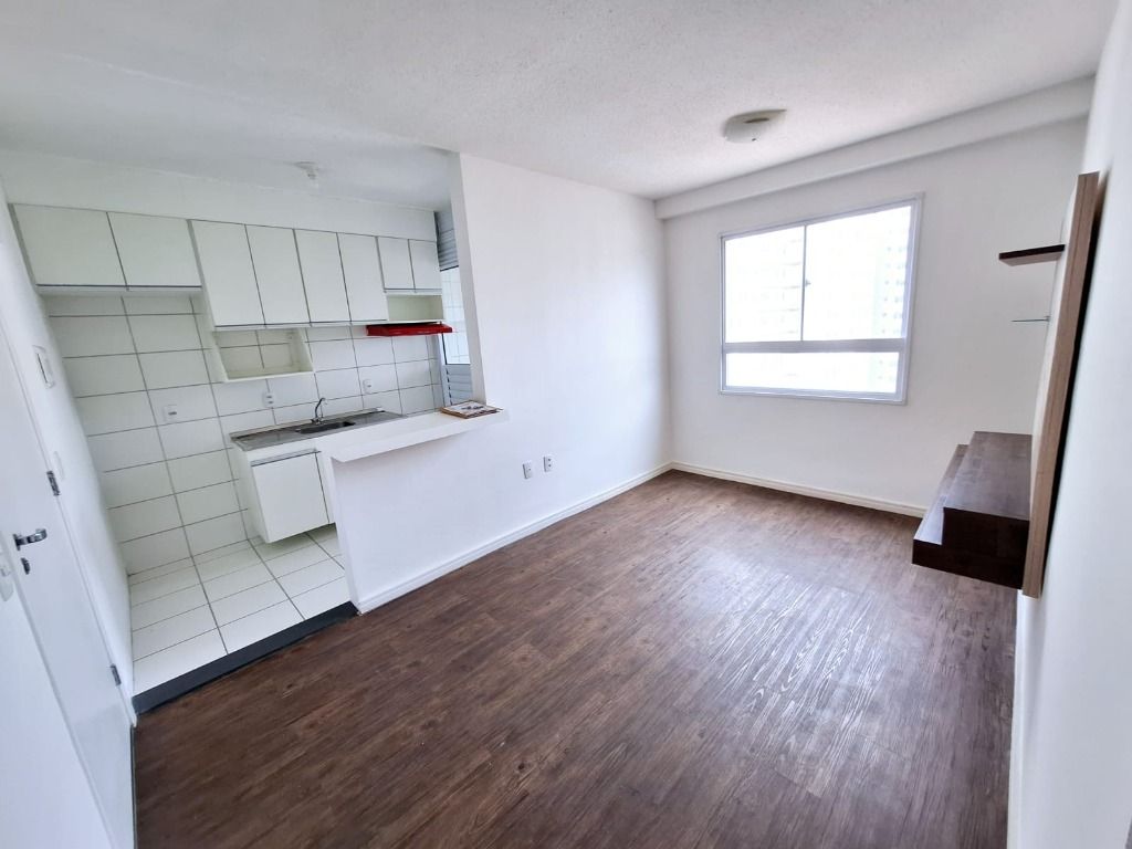 Apartamento à venda com 2 quartos, 46m² - Foto 1