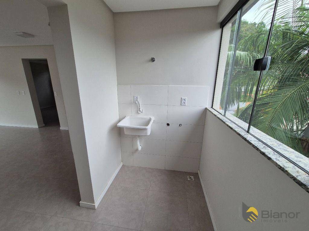 Apartamento à venda e aluguel com 2 quartos, 64m² - Foto 8