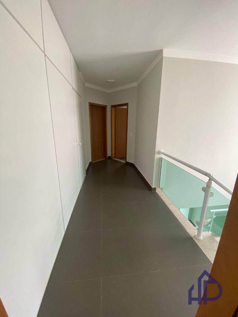 Casa para alugar com 3 quartos, 248m² - Foto 43