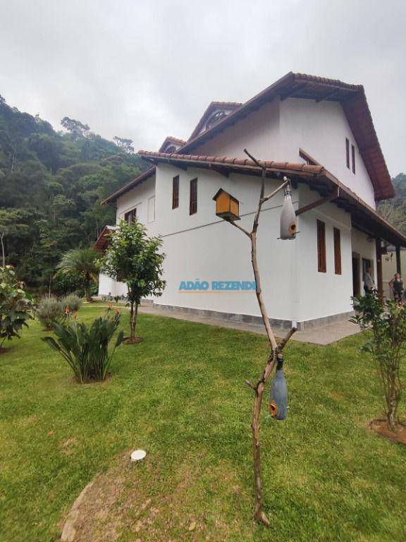 Casa à venda com 7 quartos, 281m² - Foto 11