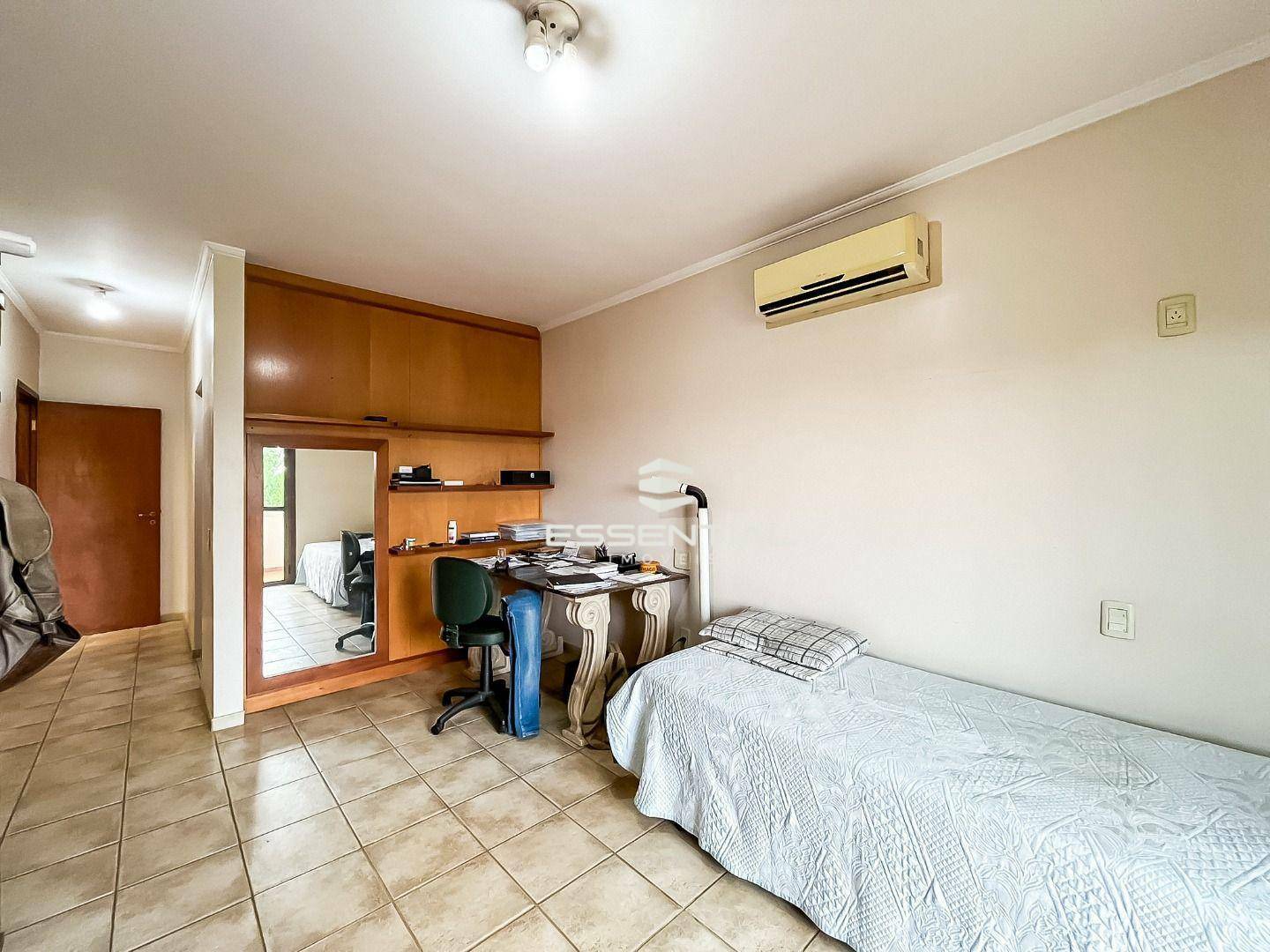 Casa de Condomínio à venda com 5 quartos, 420m² - Foto 35