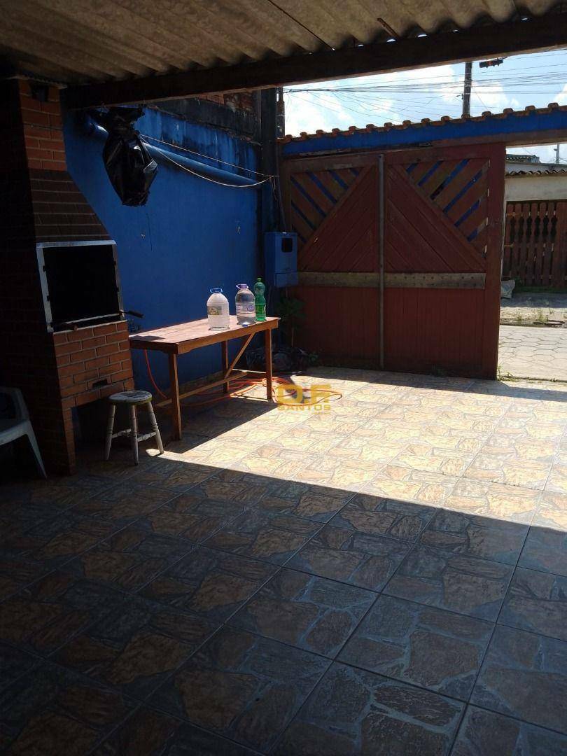 Casa à venda com 1 quarto, 52m² - Foto 2