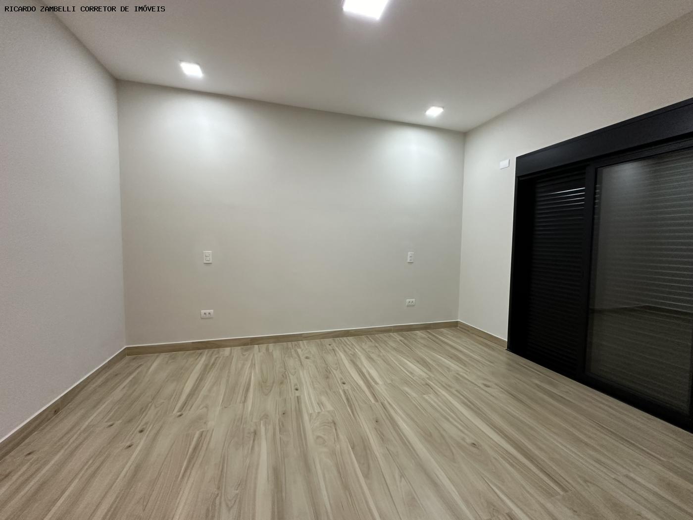 Casa de Condomínio à venda com 3 quartos, 360m² - Foto 23