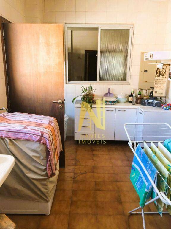 Apartamento à venda com 4 quartos, 231m² - Foto 7