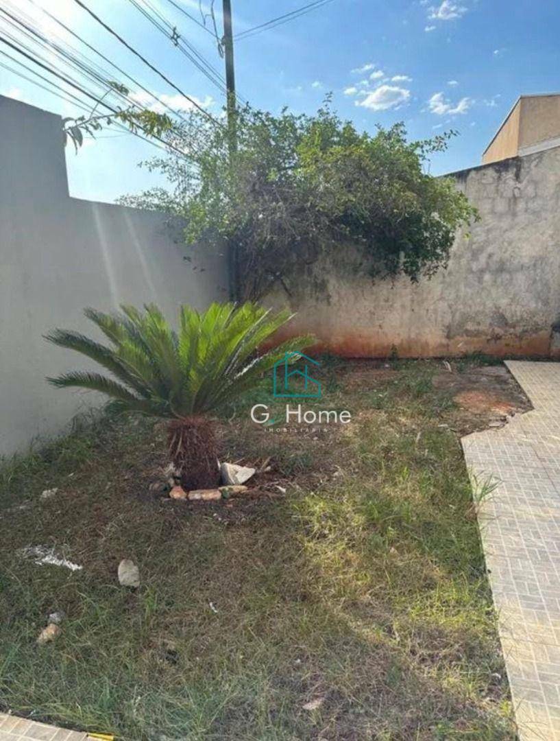 Casa à venda com 3 quartos, 100m² - Foto 4