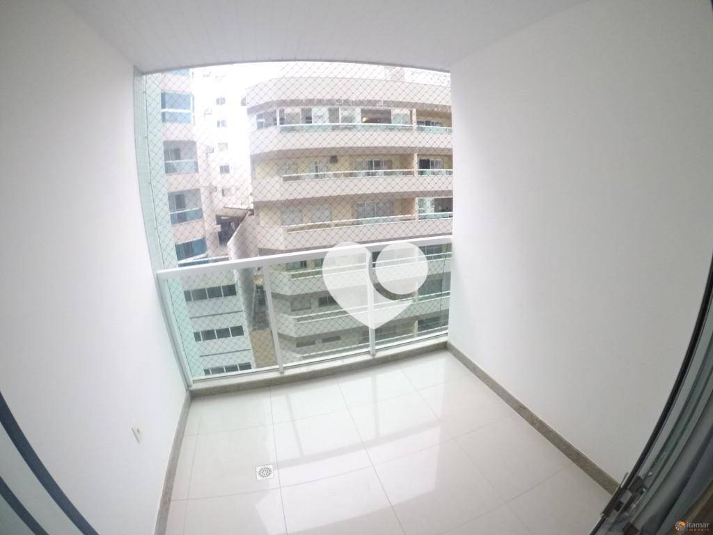 Apartamento à venda com 3 quartos, 96m² - Foto 1