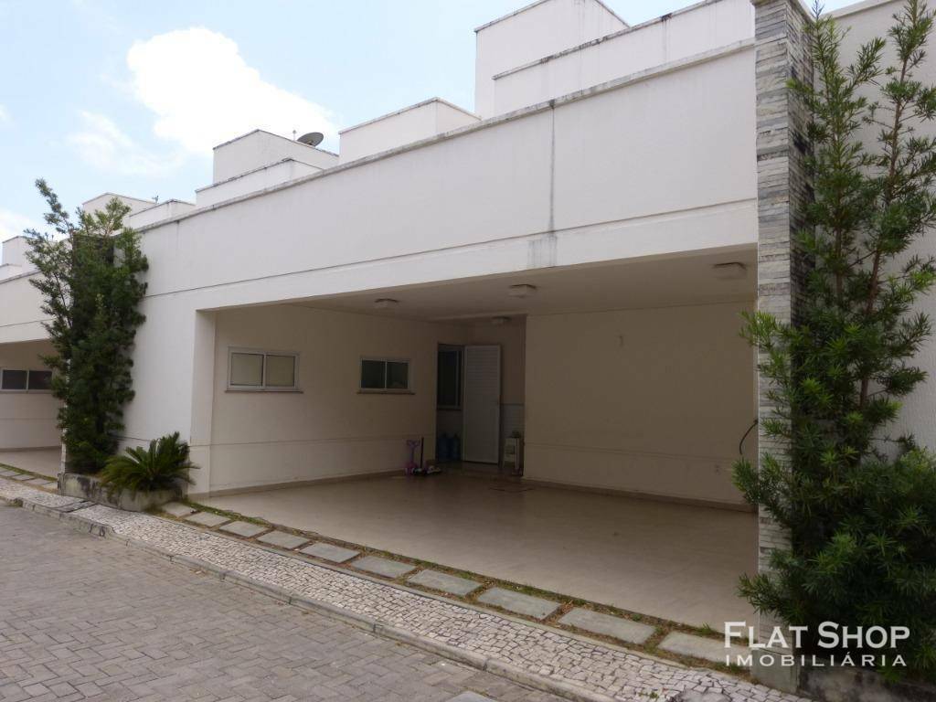 Casa à venda com 4 quartos, 180m² - Foto 3