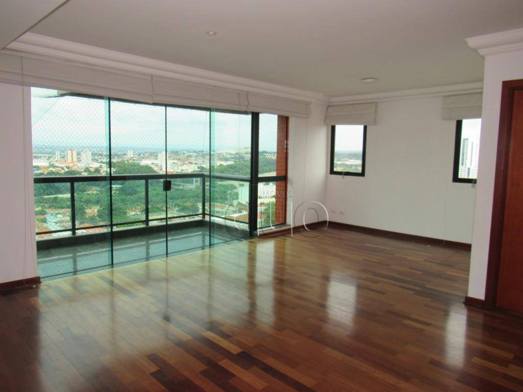 Apartamento à venda com 3 quartos, 147m² - Foto 1