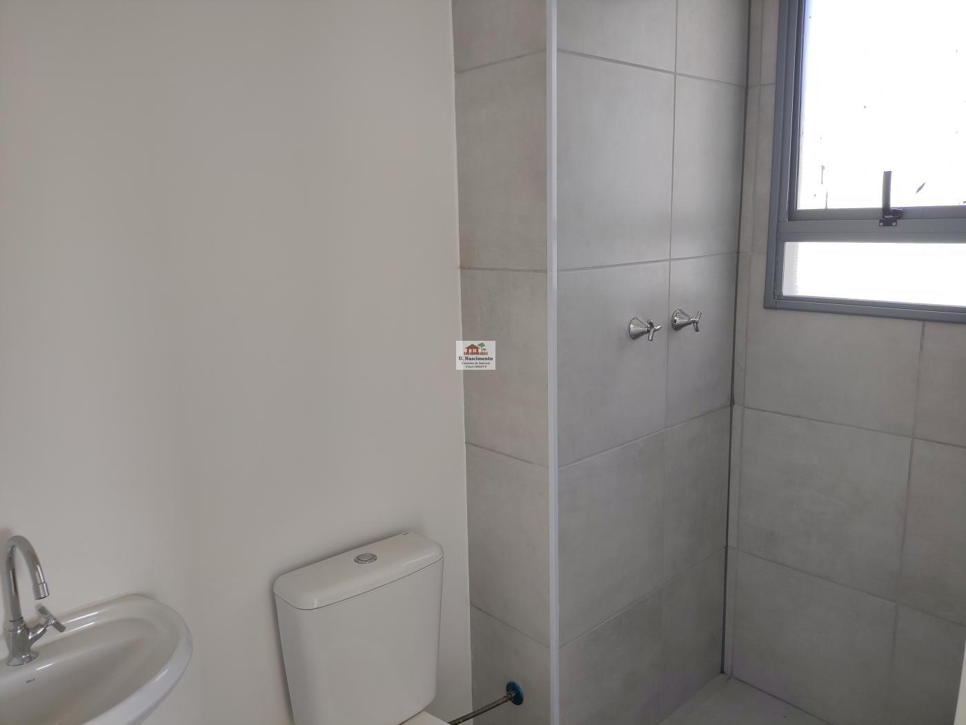 Apartamento à venda com 2 quartos, 40m² - Foto 8