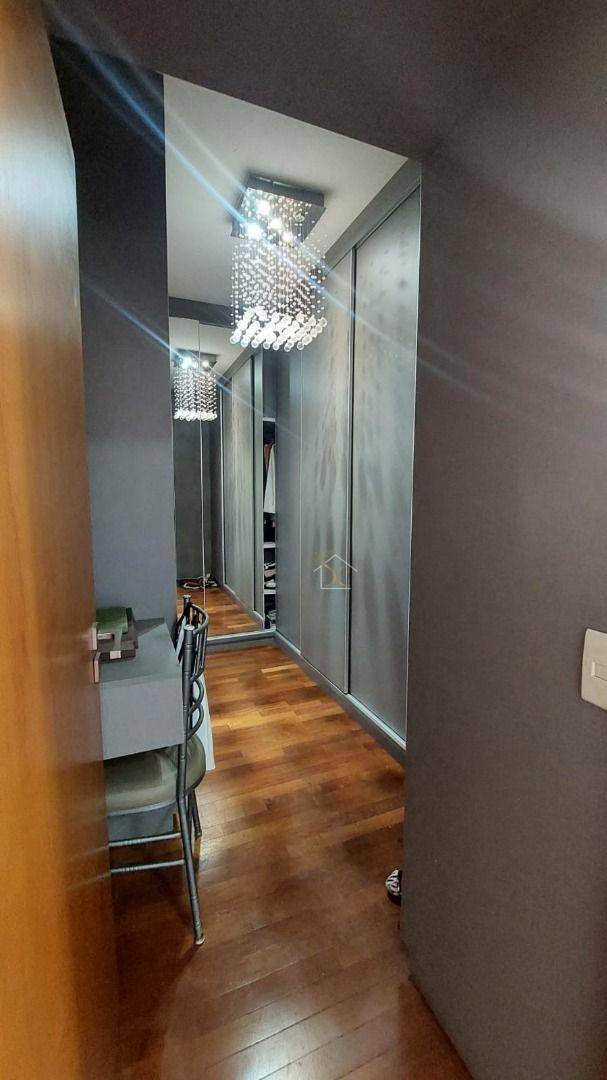 Casa de Condomínio para alugar com 3 quartos, 270m² - Foto 13