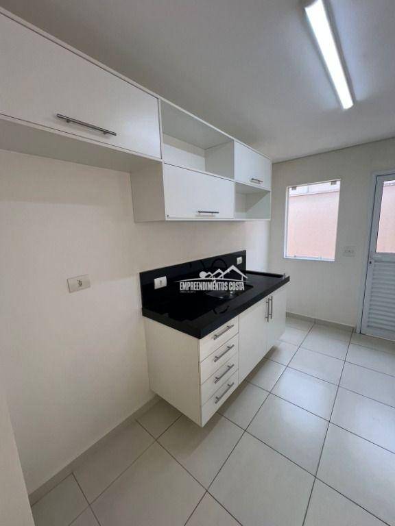 Casa de Condomínio para alugar com 3 quartos, 125m² - Foto 5