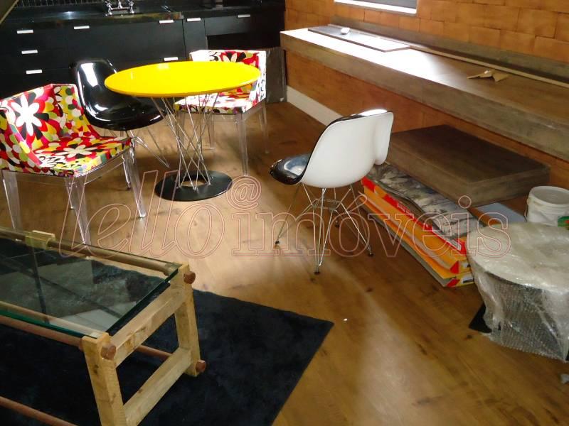 Apartamento para alugar com 1 quarto, 70m² - Foto 2