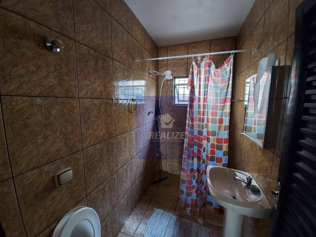 Chácara à venda com 3 quartos, 200m² - Foto 8