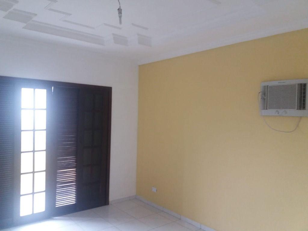 Sobrado à venda com 4 quartos, 252m² - Foto 25