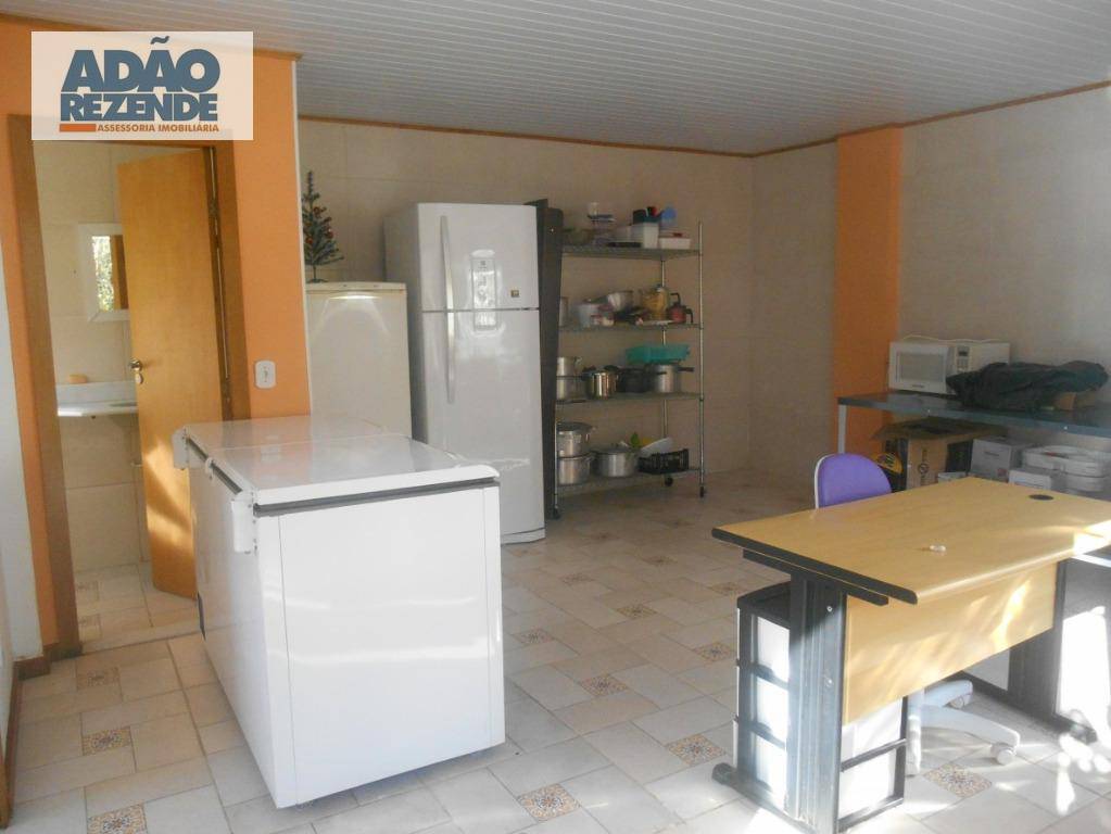 Casa de Condomínio à venda com 4 quartos, 400m² - Foto 16