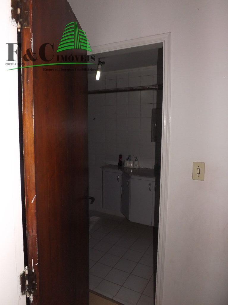 Apartamento à venda com 3 quartos, 90m² - Foto 11