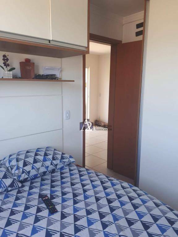 Apartamento à venda com 2 quartos, 50m² - Foto 2