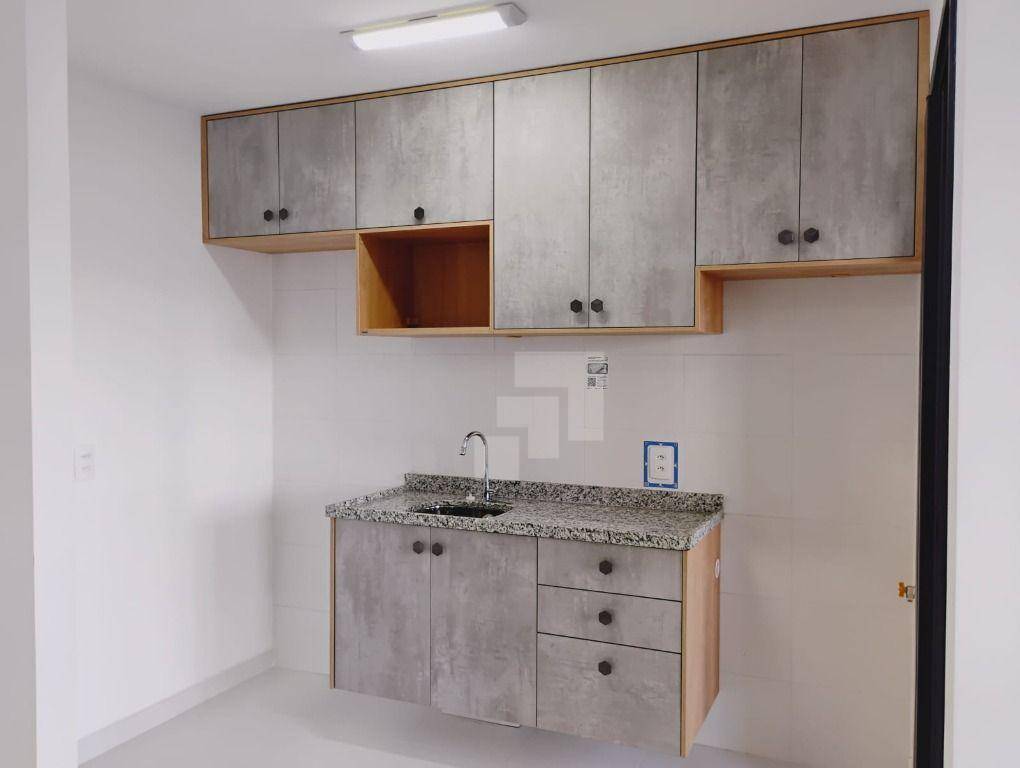 Apartamento para alugar com 2 quartos, 68m² - Foto 14