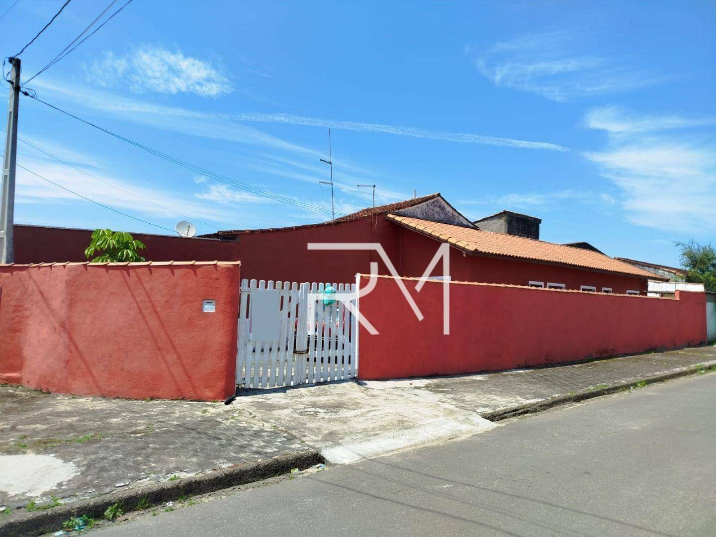 Casa à venda com 2 quartos, 60m² - Foto 1