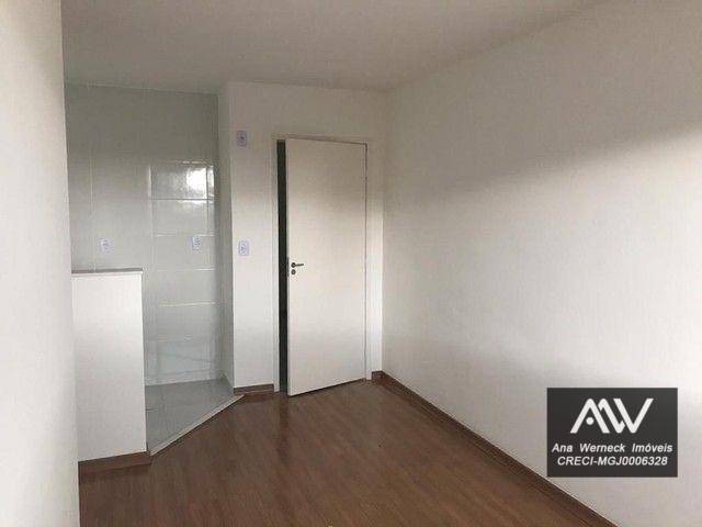 Apartamento à venda com 2 quartos, 45m² - Foto 4