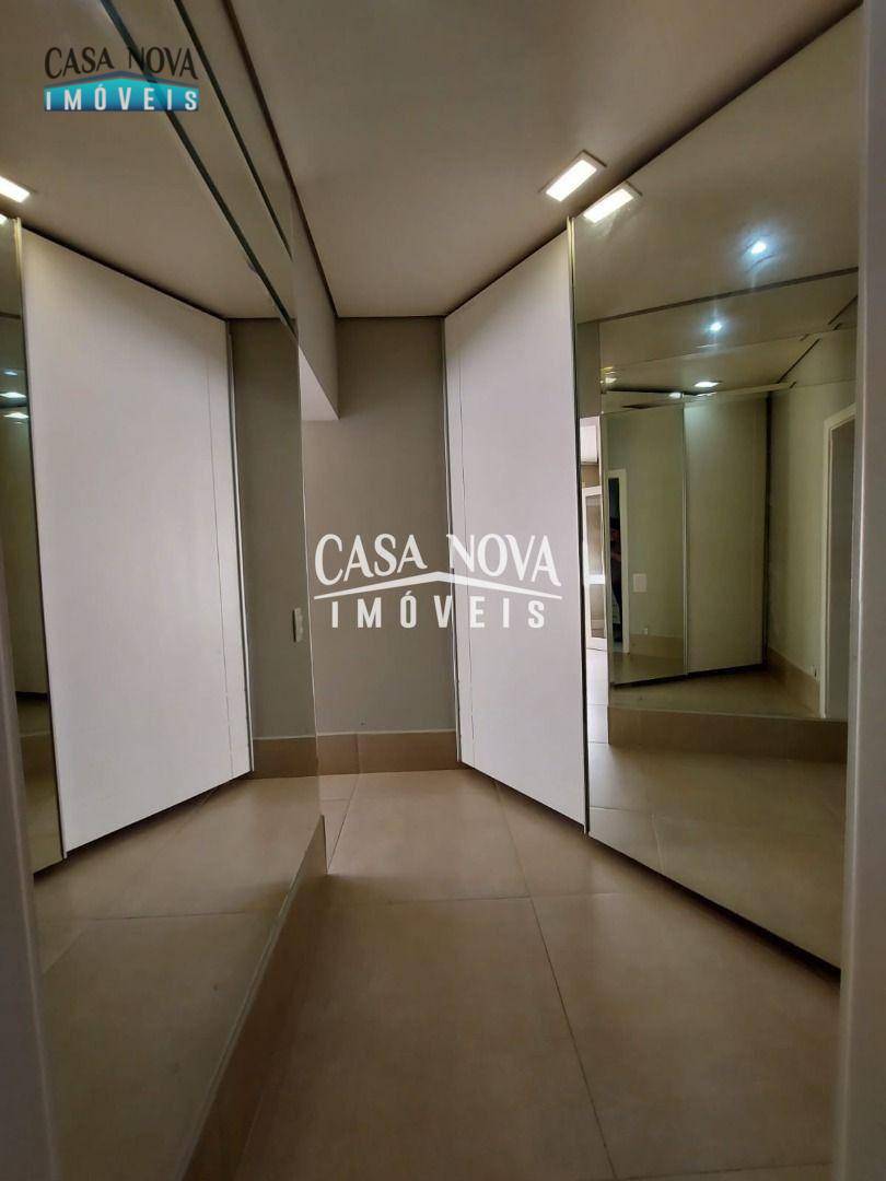 Casa de Condomínio para alugar com 4 quartos, 600m² - Foto 17