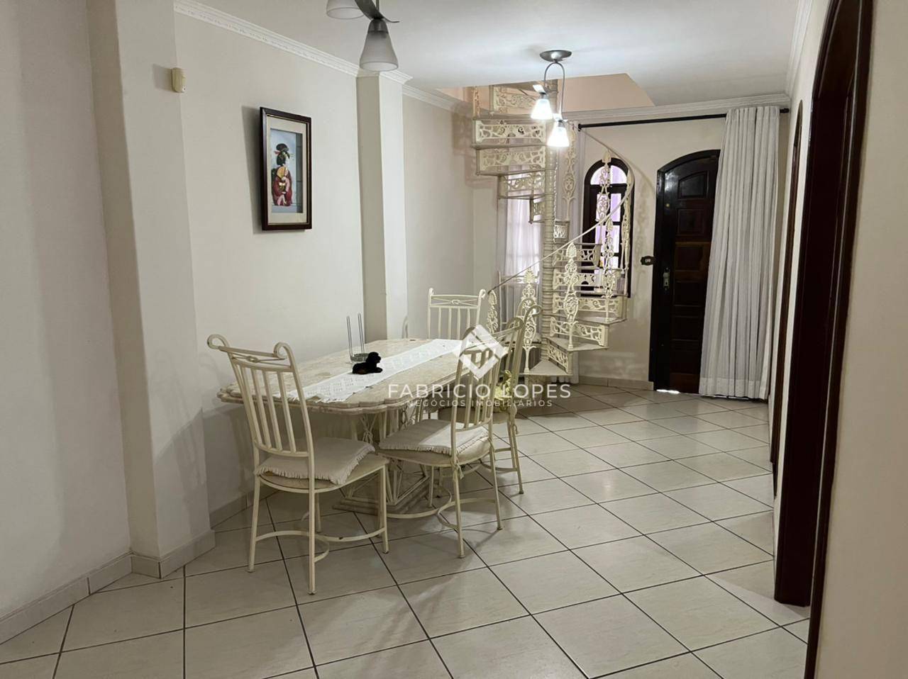 Casa à venda com 3 quartos, 170m² - Foto 3