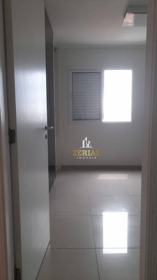 Apartamento para alugar com 2 quartos, 64m² - Foto 18