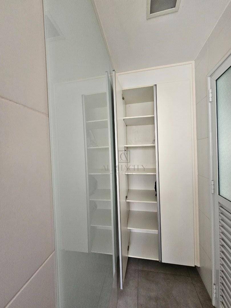 Apartamento à venda com 3 quartos, 212m² - Foto 22