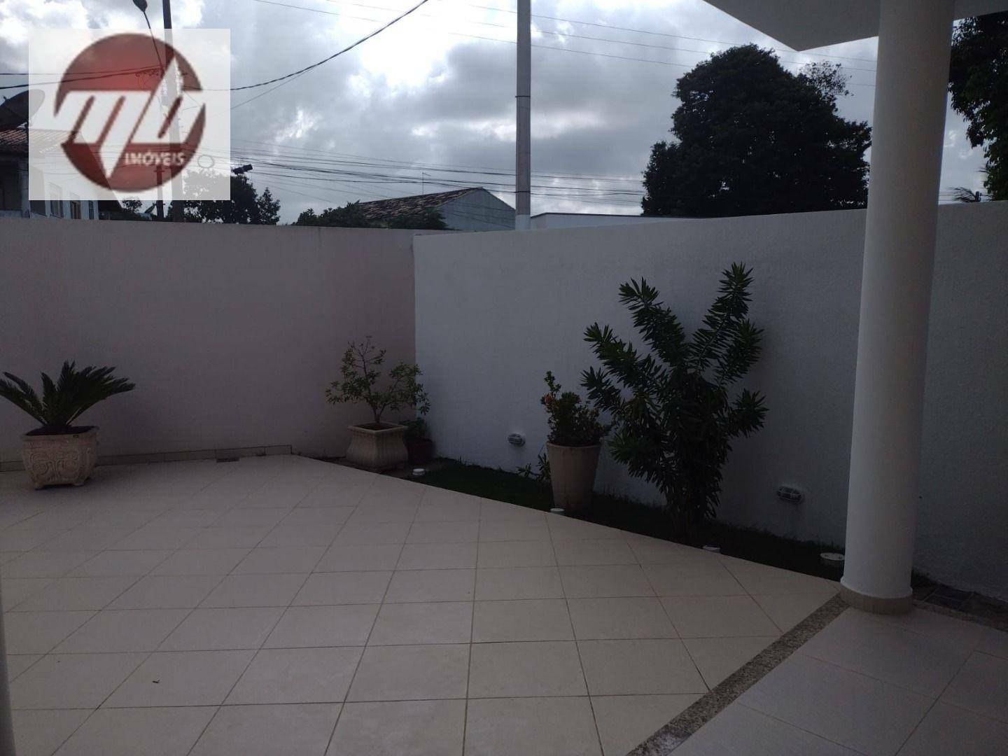 Casa à venda com 4 quartos, 200m² - Foto 3