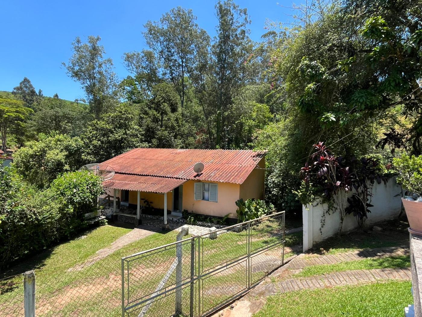 Fazenda à venda com 6 quartos, 383m² - Foto 45