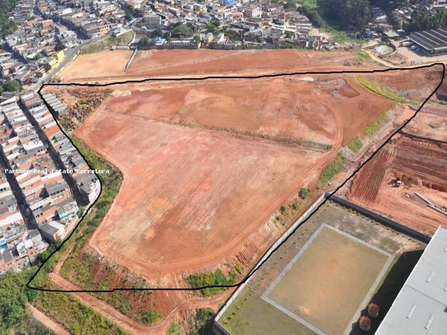 Terreno à venda com 1 quarto, 50000m² - Foto 1