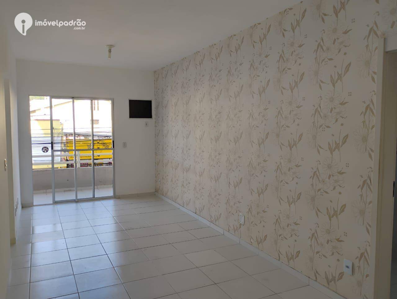 Apartamento para alugar com 2 quartos, 76m² - Foto 2