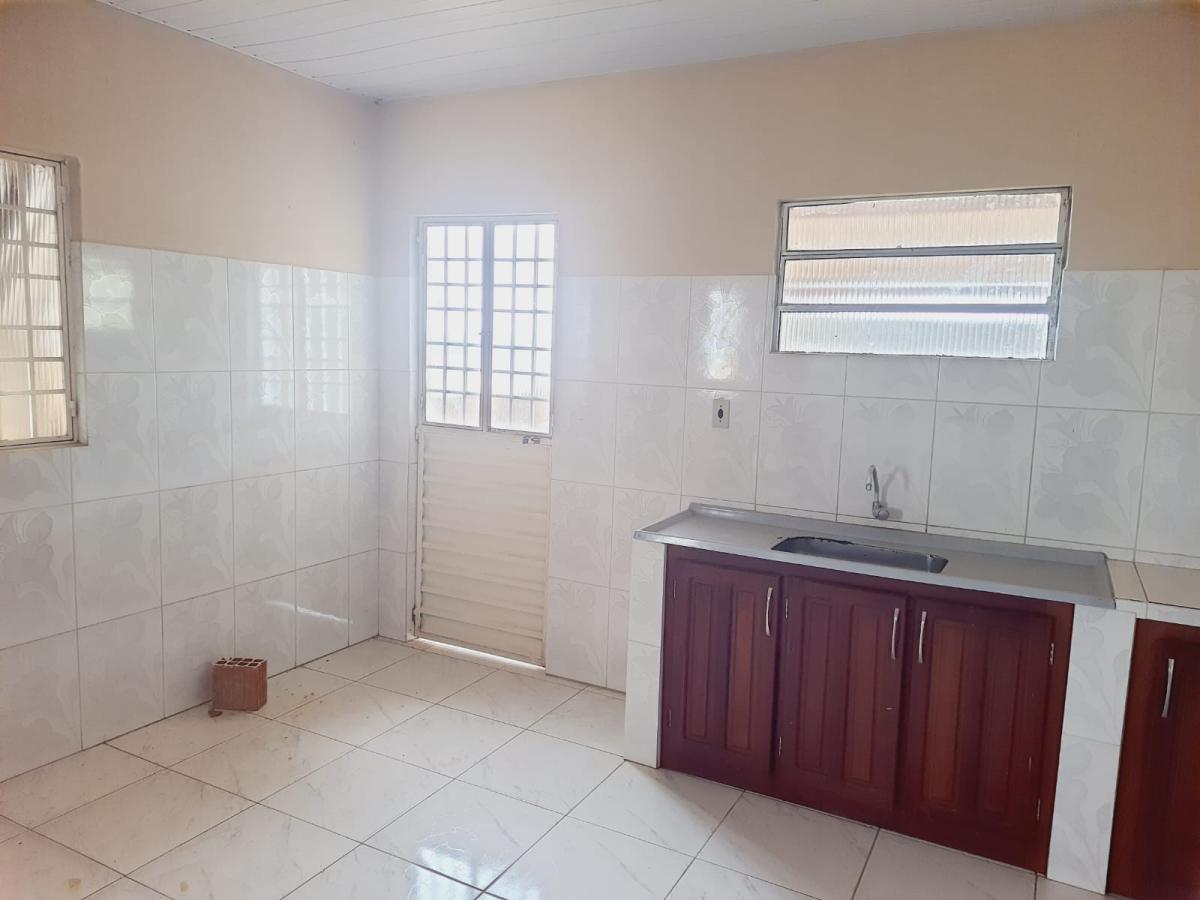 Apartamento para alugar com 2 quartos, 140m² - Foto 4