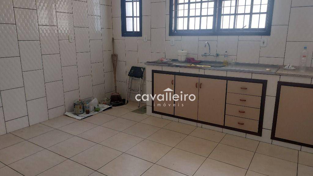 Casa à venda com 3 quartos, 280m² - Foto 17