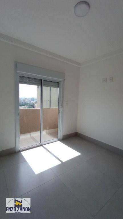 Apartamento para alugar com 2 quartos, 64m² - Foto 9