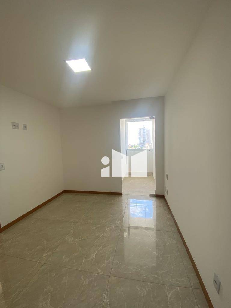 Apartamento à venda com 2 quartos, 65m² - Foto 5