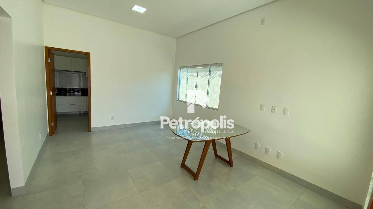 Casa à venda com 3 quartos, 119m² - Foto 5