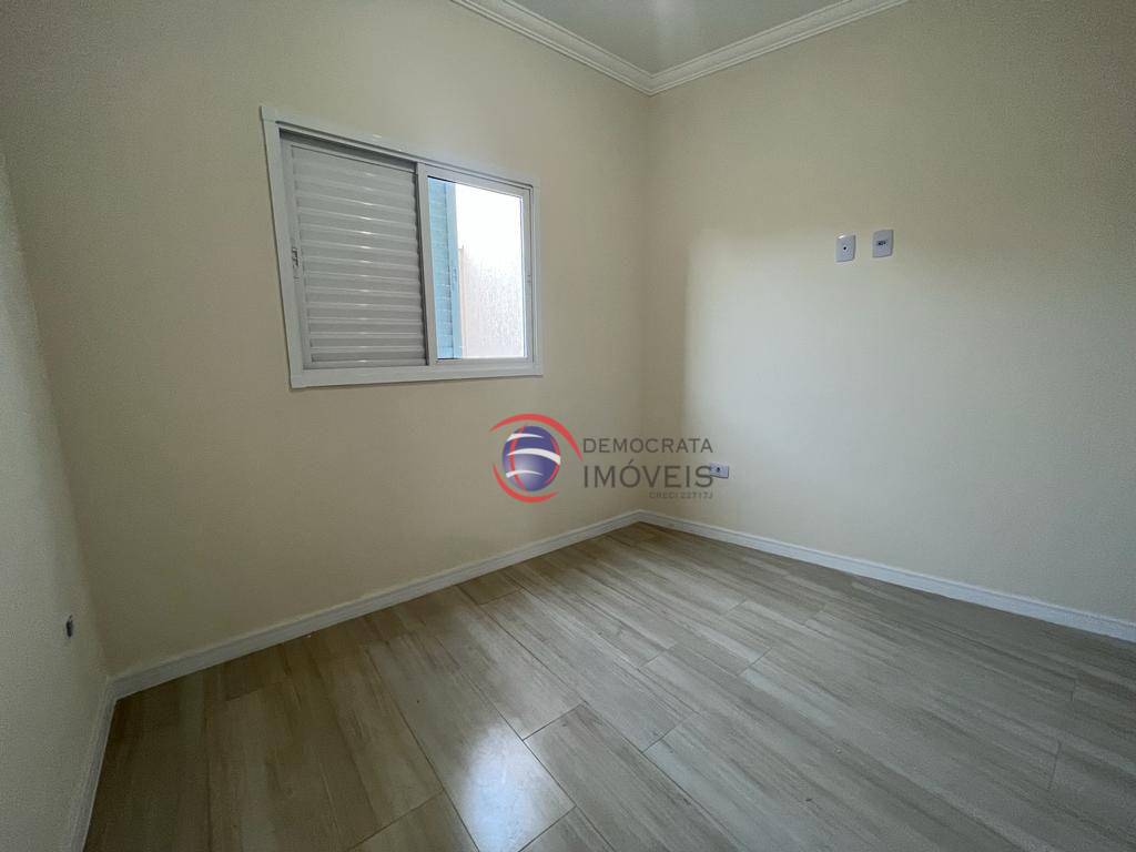 Apartamento à venda com 3 quartos, 90m² - Foto 2