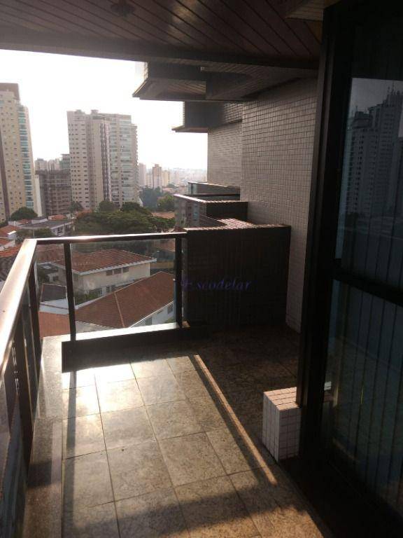 Apartamento à venda com 4 quartos, 220m² - Foto 7