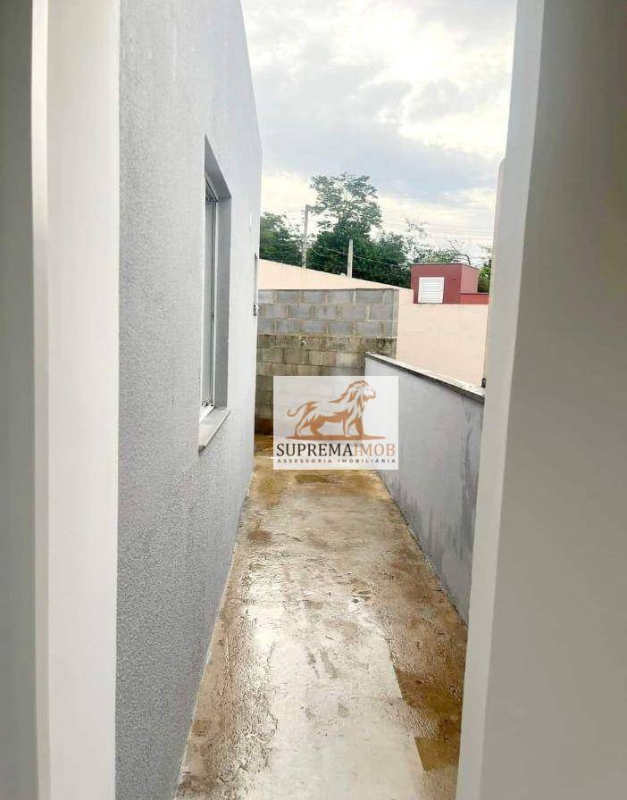 Casa à venda com 2 quartos, 53m² - Foto 13