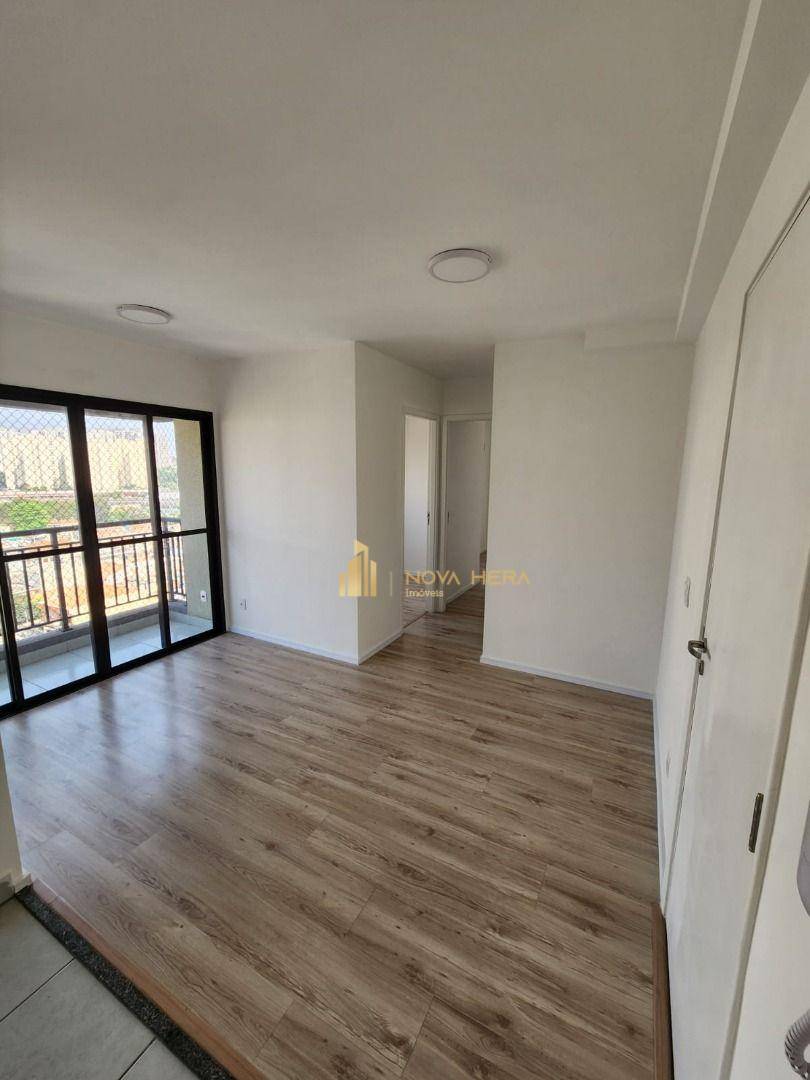 Apartamento à venda com 2 quartos, 44m² - Foto 4