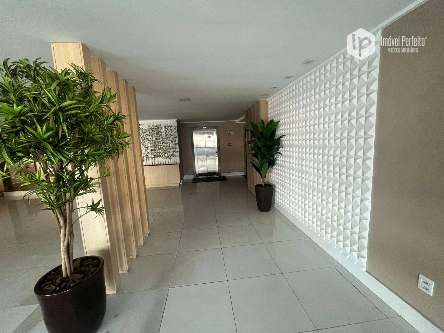 Apartamento à venda com 2 quartos, 52m² - Foto 14