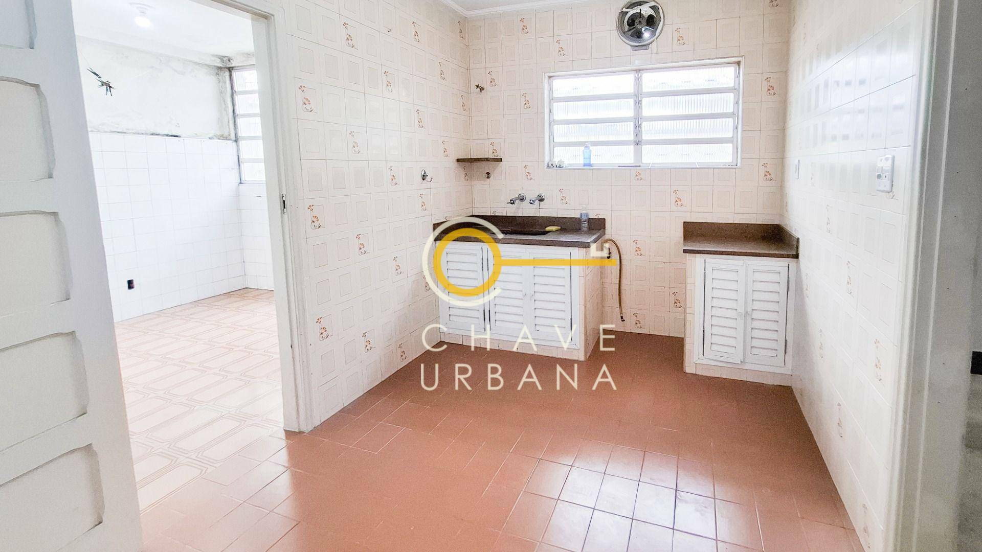 Casa à venda com 2 quartos, 70m² - Foto 5