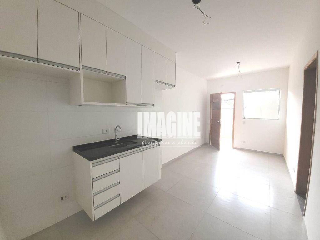 Apartamento à venda com 2 quartos, 40m² - Foto 4