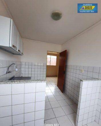 Apartamento à venda e aluguel com 3 quartos, 72m² - Foto 9