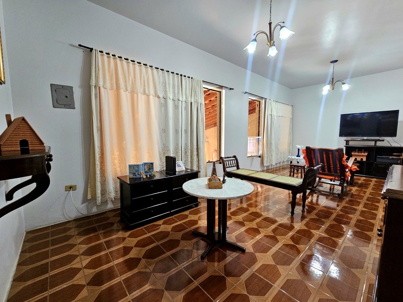 Casa à venda com 3 quartos, 300m² - Foto 4