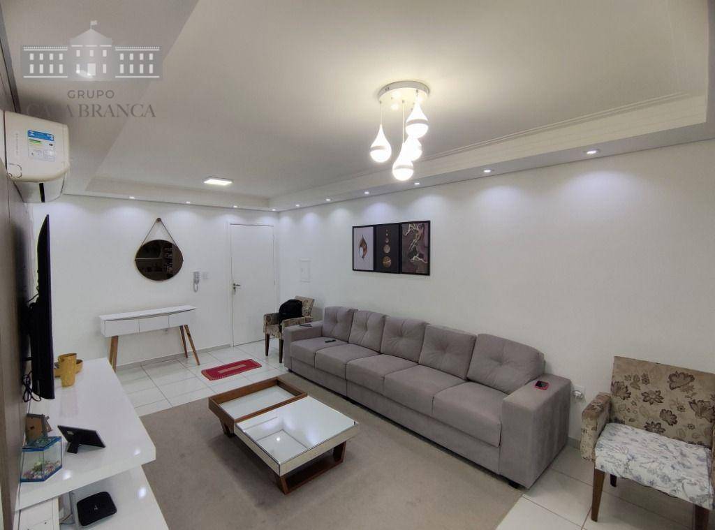 Apartamento à venda com 3 quartos, 169m² - Foto 2