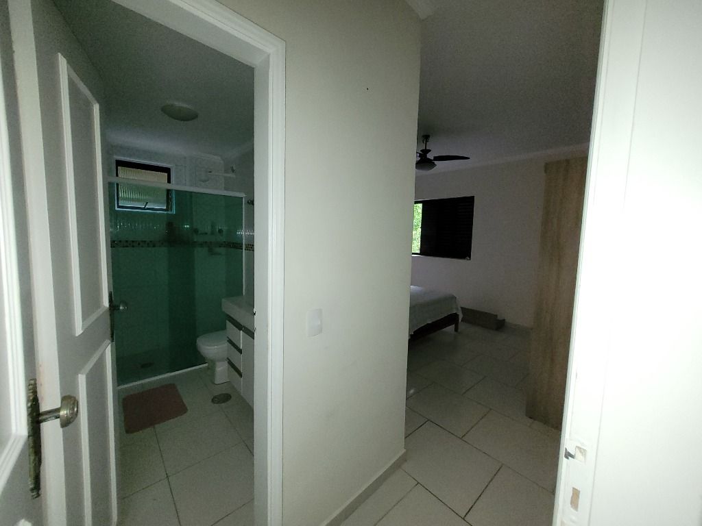 Apartamento à venda com 3 quartos, 134m² - Foto 4