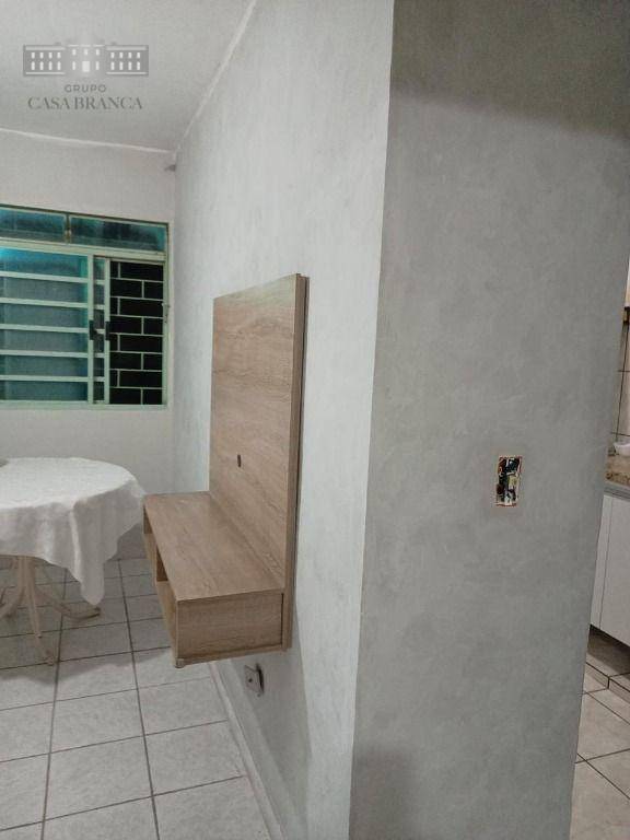 Apartamento para alugar com 2 quartos, 48m² - Foto 9