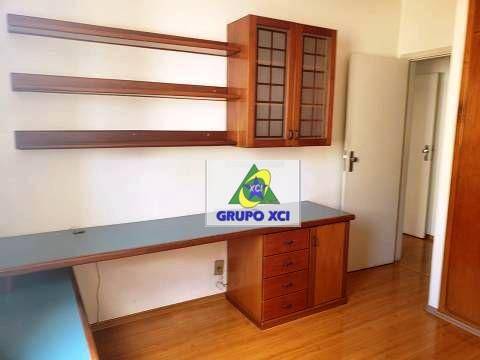 Apartamento à venda com 3 quartos, 115m² - Foto 9